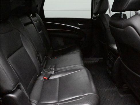 Used 2018 Acura MDX BASE image 19