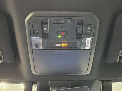 Used 2026 Toyota Sequoia Platinum AWD/4WD image 36