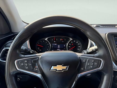 Used 2020 Chevrolet Equinox LT AWD/4WD image 19