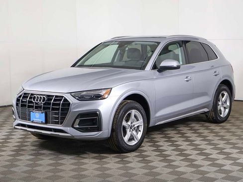 Used 2023 Audi Q5 2.0T Premium w/ Convenience Package image 8