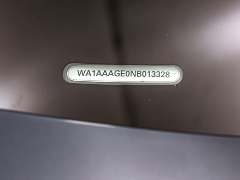 Used 2022 Audi e-tron Premium w/ Convenience Plus Package image 26