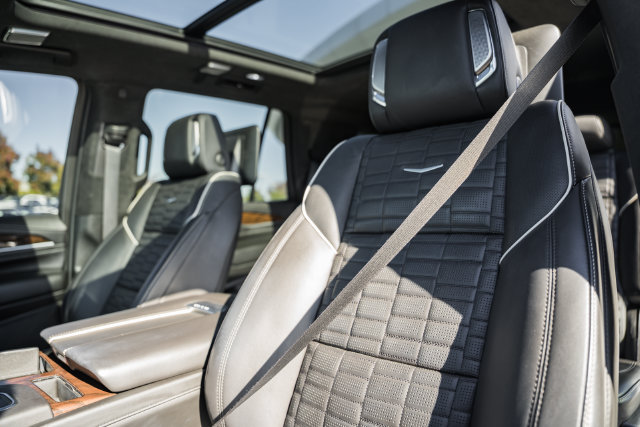 Used 2023 Cadillac Escalade Premium Luxury Platinum AWD/4WD image 41