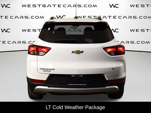 Used 2024 Chevrolet TrailBlazer LT w/ Convenience Package FWD image 4