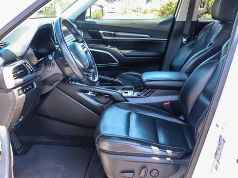 Used 2022 Kia Telluride S FWD image 23