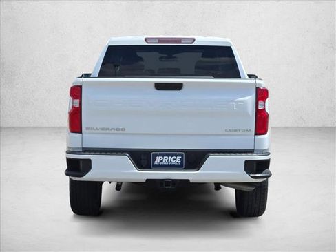 Used 2022 Chevrolet Silverado 1500 Custom image 6