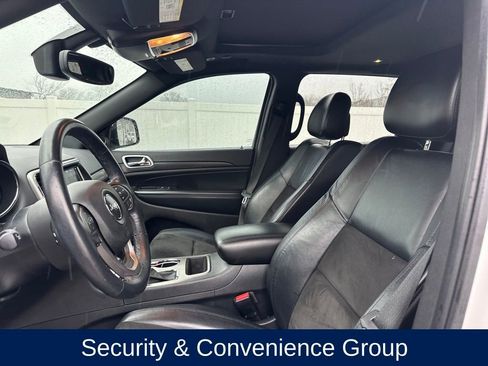 Used 2018 Jeep Grand Cherokee Altitude image 11