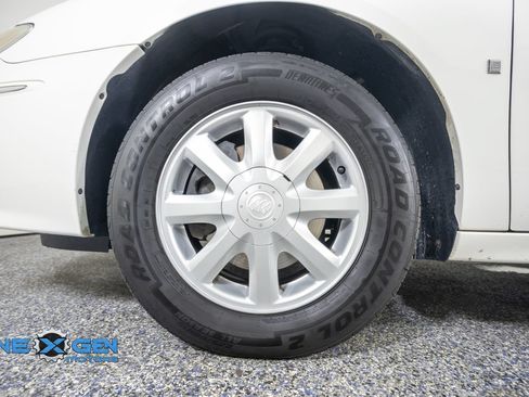 Used 2006 Buick LaCrosse CXL w/ Chrome Appearance Package FWD image 43