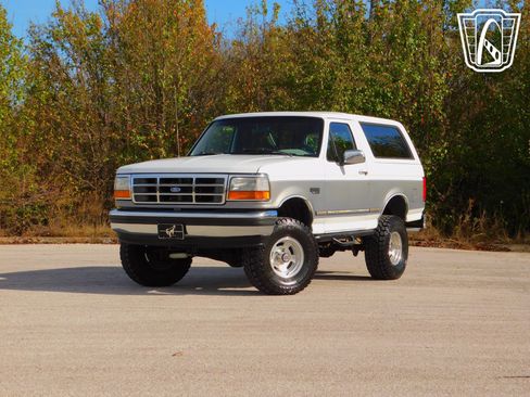 Used 1995 Ford Bronco XLT AWD/4WD image 22