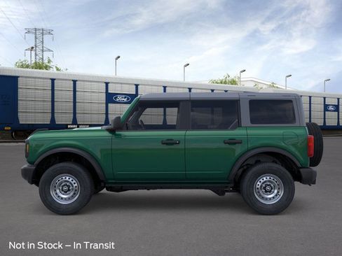 New 2025 Ford Bronco 4-Door image 28