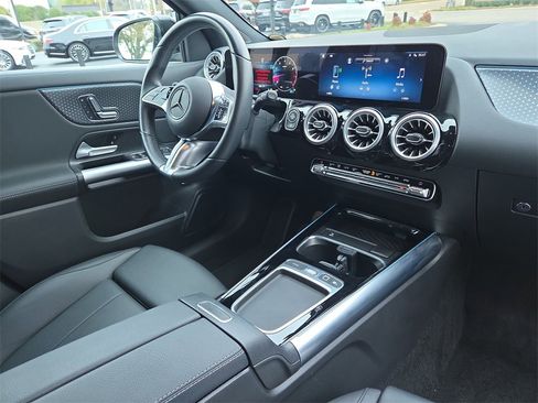Certified 2025 Mercedes-Benz GLA 250 GLA 250 image 17