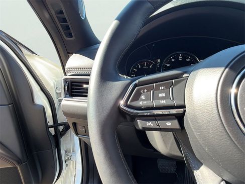Used 2023 MAZDA CX-5 Signature image 26