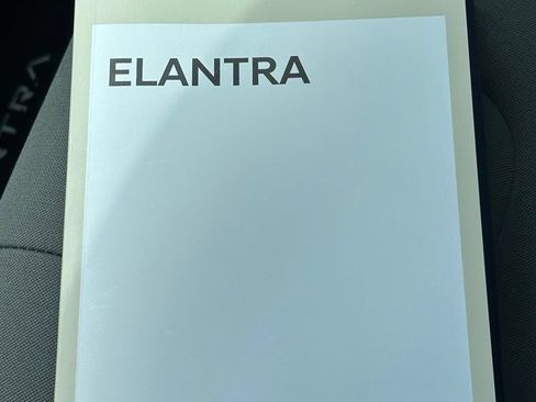Certified 2024 Hyundai Elantra SEL FWD image 23