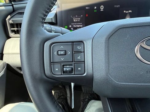 Certified 2026 Toyota RAV4 SE AWD/4WD image 18