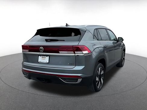 Used 2025 Volkswagen Atlas Cross Sport SE image 14