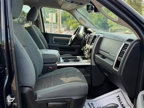 Used 2018 RAM 2500 SLT AWD/4WD image 17