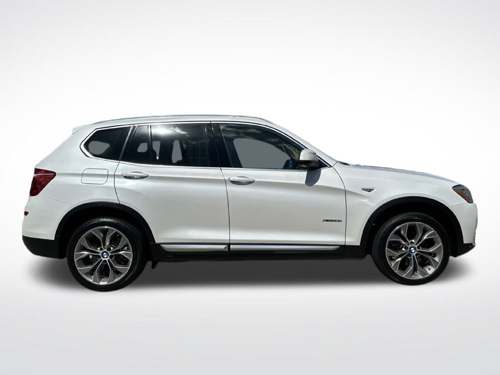 Used 2016 BMW X3 xDrive28i AWD/4WD image 6