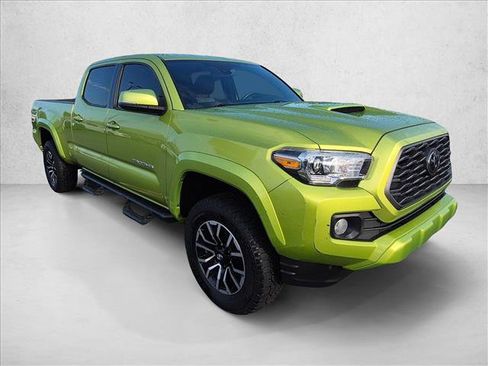 Used 2023 Toyota Tacoma TRD Sport AWD/4WD image 3