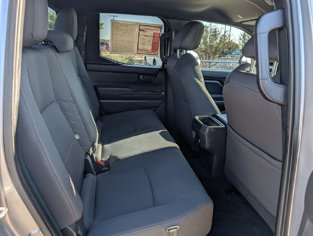 Used 2025 Toyota Tacoma SR5 AWD/4WD image 30