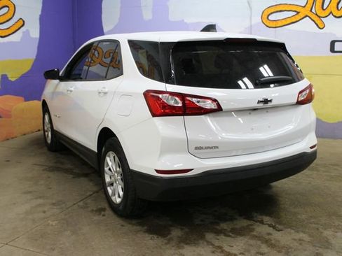 Used 2019 Chevrolet Equinox LS w/ LS Convenience Package FWD image 6