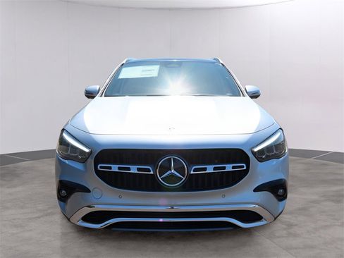 New 2025 Mercedes-Benz GLA 250 4MATIC image 3