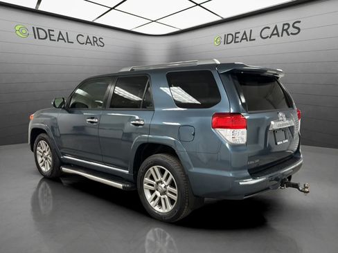 Used 2013 Toyota 4Runner SR5 AWD/4WD image 8