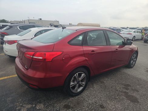 Used 2017 Ford Focus SE FWD image 6