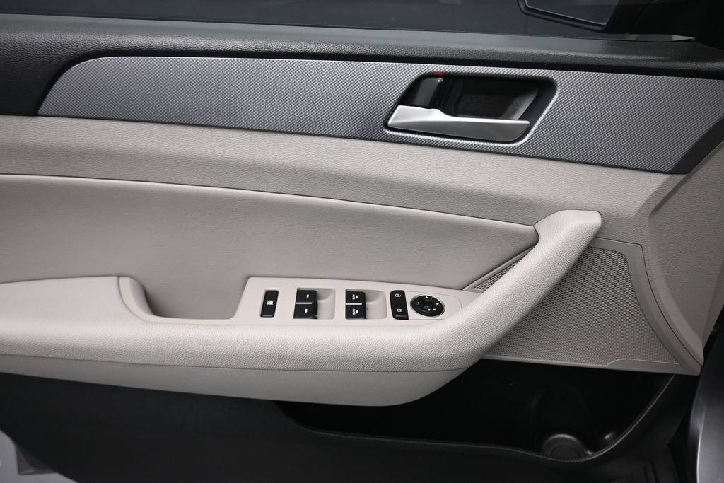 Used 2019 Hyundai Sonata SEL FWD image 10
