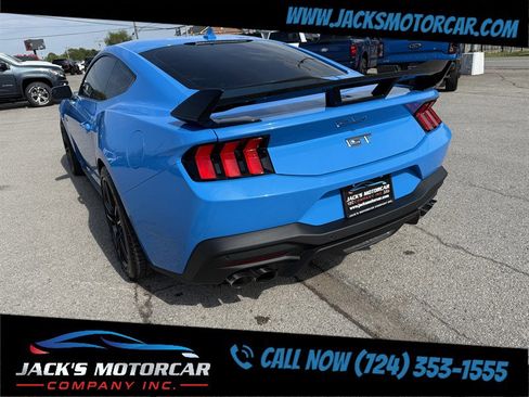 Used 2024 Ford Mustang GT Premium image 4