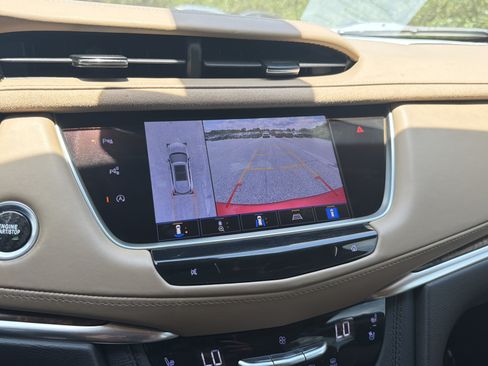 Used 2022 Cadillac XT5 Premium Luxury w/ Platinum Package FWD image 24