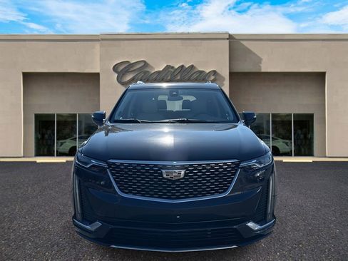 Used 2020 Cadillac XT6 Premium Luxury image 8