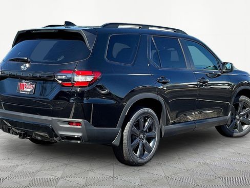 New 2026 Honda Pilot Sport image 7