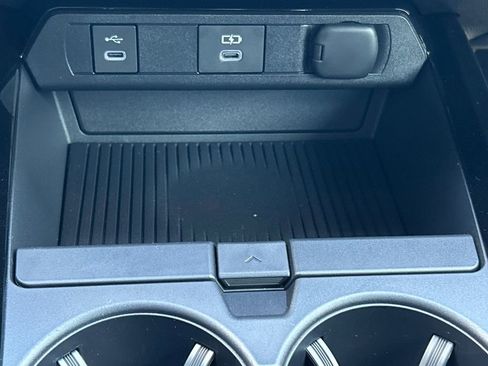 New 2026 Toyota Prius Plug-In Hybrid image 24