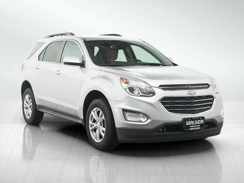 Used 2017 Chevrolet Equinox LT w/ Convenience Package FWD image 7