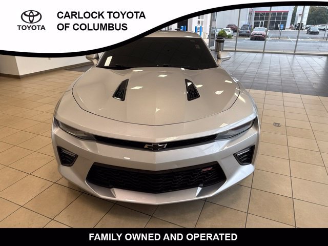 Used 2017 Chevrolet Camaro SS RWD image 5