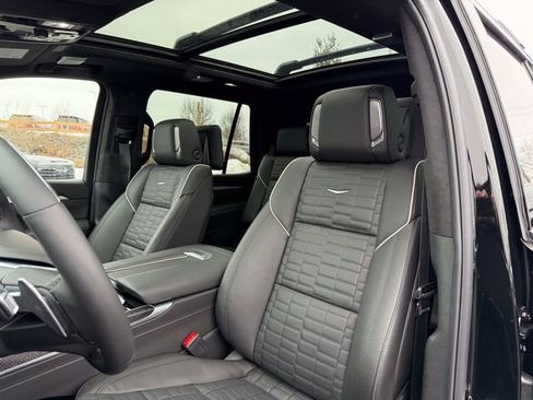 Certified 2026 Cadillac Escalade V w/ LPO, ONYX Package image 11