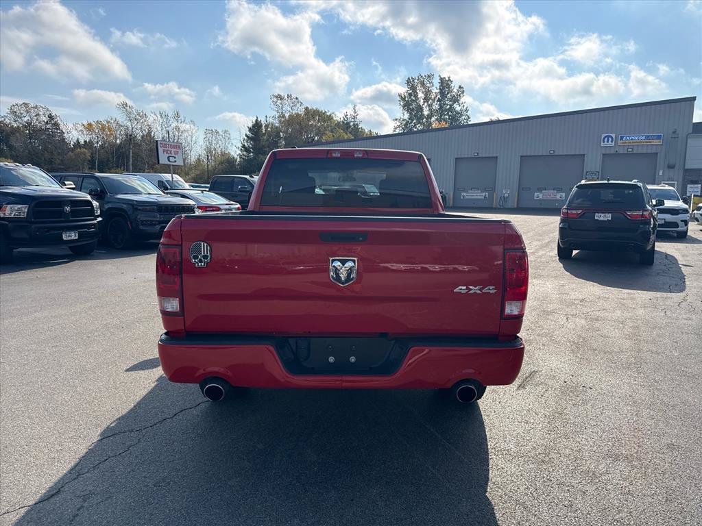 Used 2017 RAM 1500 Express AWD/4WD image 6