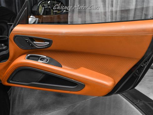 Used 2014 SRT Viper GTS w/ GTS Laguna Interior Package RWD image 25