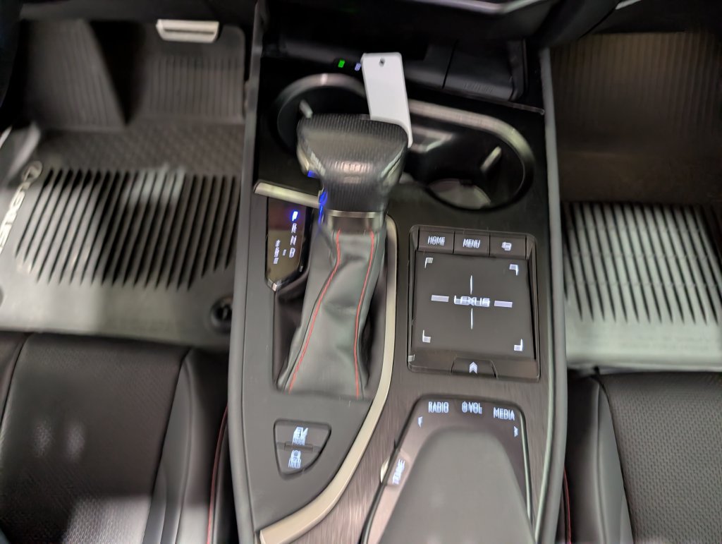 Used 2021 Lexus UX 250h F Sport w/ F Sport Premium Package AWD/4WD image 23