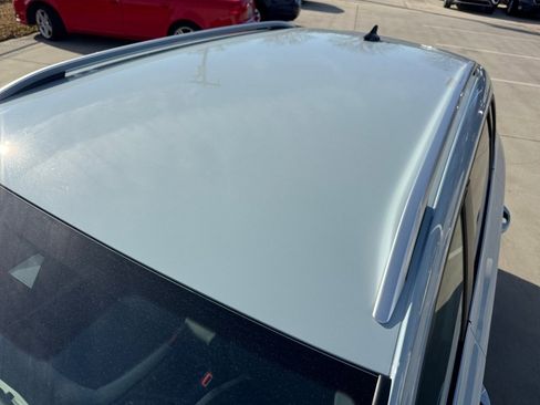 New 2026 Volkswagen Taos SE image 21