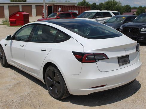 Used 2021 Tesla Model 3 Standard Range Plus RWD image 4