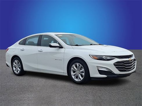 Used 2024 Chevrolet Malibu LT image 3