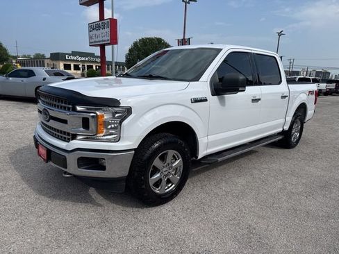 Used 2018 Ford F150 XLT w/ Equipment Group 302A Luxury AWD/4WD image 4