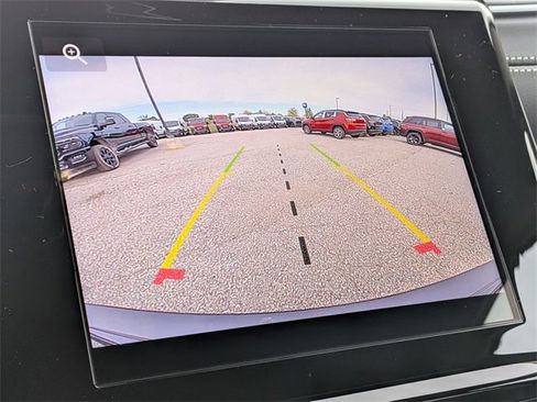 New 2025 Jeep Grand Cherokee Altitude image 24