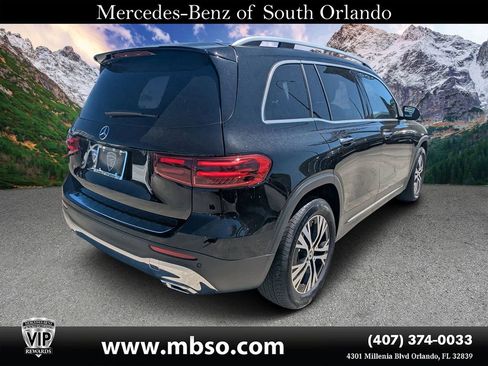 Certified 2025 Mercedes-Benz GLB 250 image 15