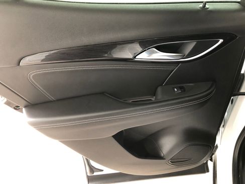 Used 2022 Buick Envision Preferred FWD image 13