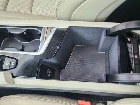 Used 2021 Volvo XC90 T6 Inscription w/ Climate Package image 59