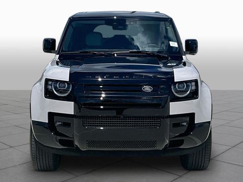 Used 2026 Land Rover Defender 110 X AWD/4WD image 3