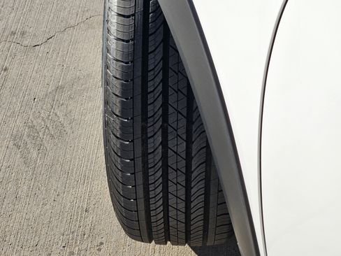 Used 2021 Chevrolet TrailBlazer LT w/ Convenience Package image 12