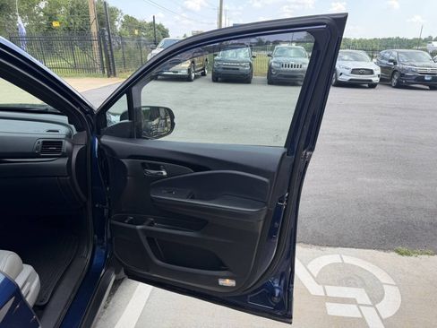 Used 2021 Honda Passport Touring image 17