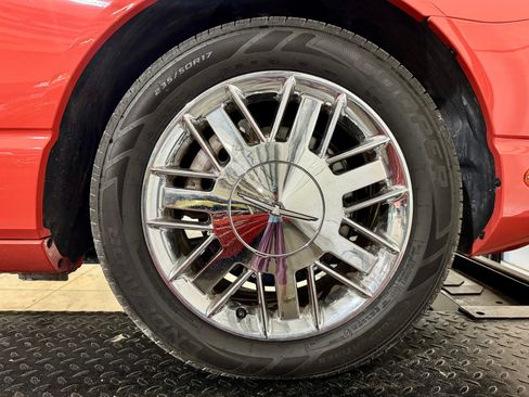 Used 2003 Ford Thunderbird image 76